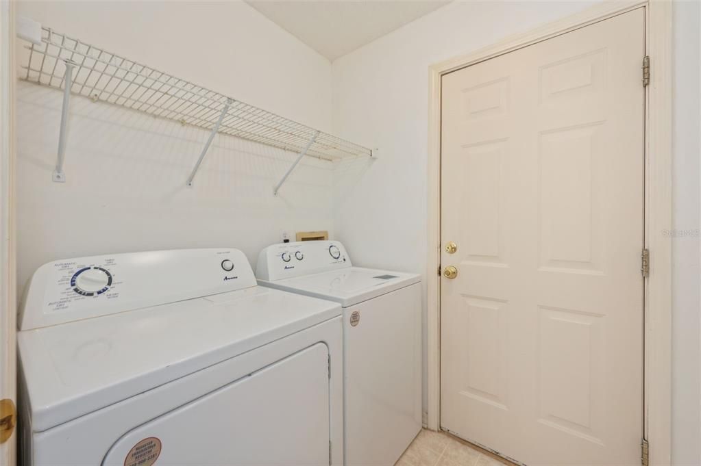 For Sale: $270,000 (3 beds, 2 baths, 1700 Square Feet)