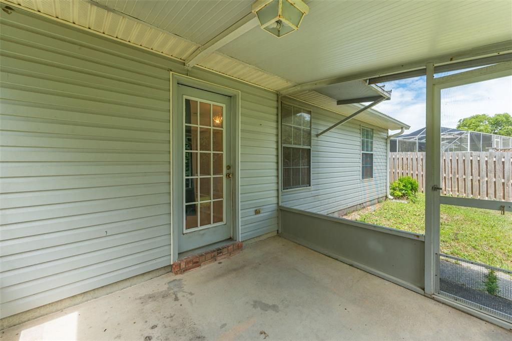 For Sale: $270,000 (3 beds, 2 baths, 1700 Square Feet)