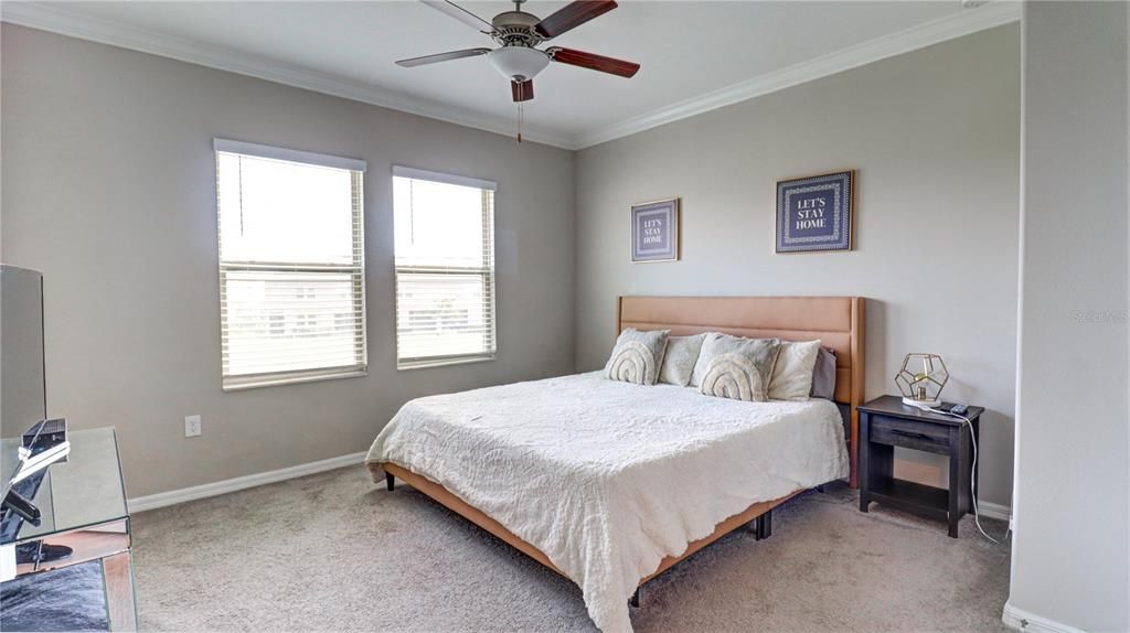 For Sale: $265,000 (3 beds, 2 baths, 1597 Square Feet)