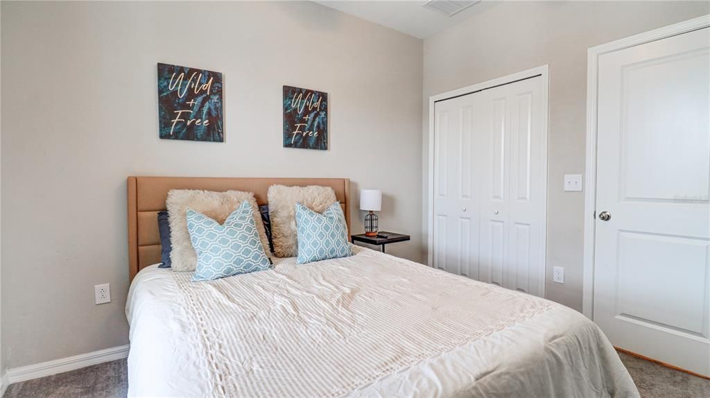 For Sale: $265,000 (3 beds, 2 baths, 1597 Square Feet)