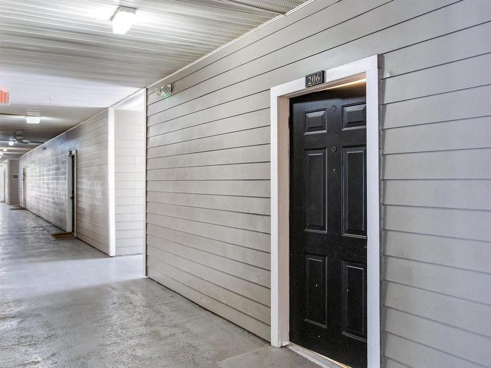 For Rent: $2,500 (2 beds, 2 baths, 938 Square Feet)