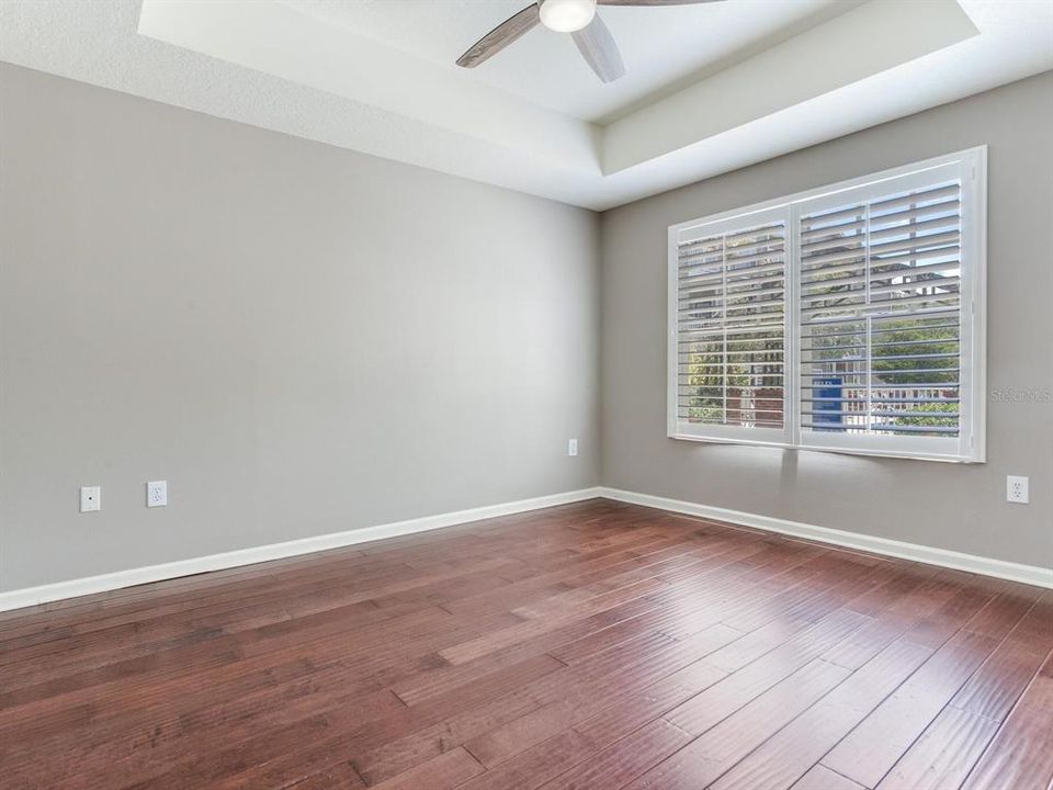 For Rent: $2,500 (2 beds, 2 baths, 938 Square Feet)