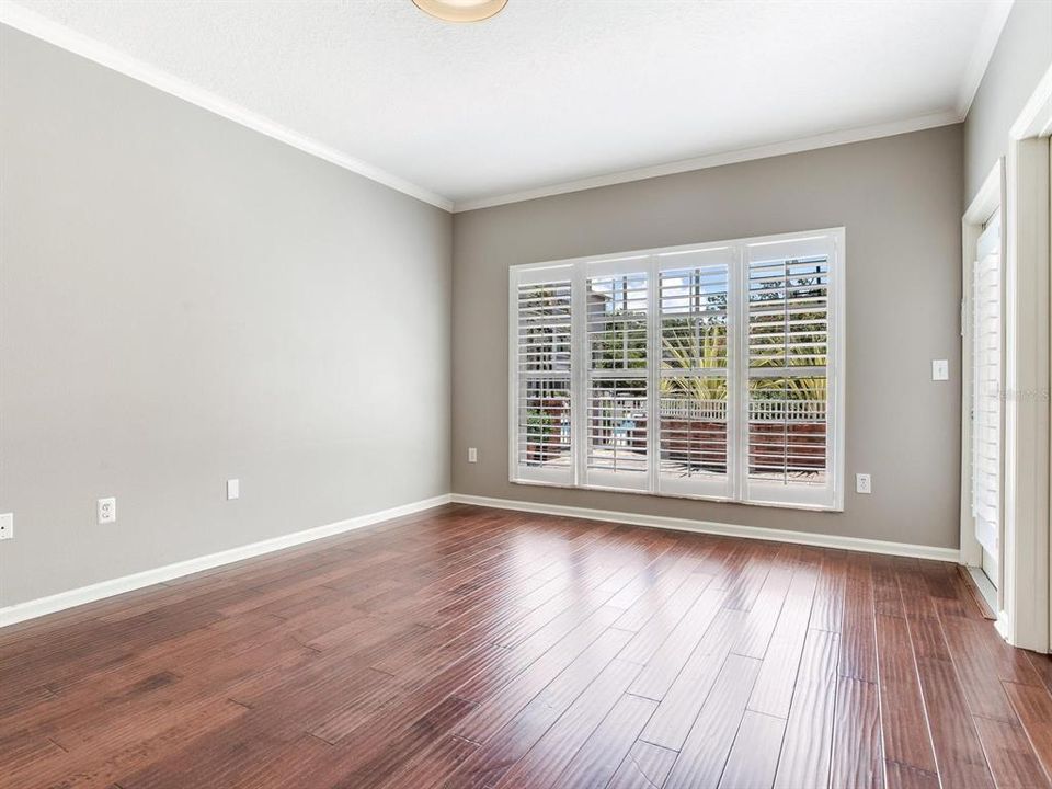 For Rent: $2,500 (2 beds, 2 baths, 938 Square Feet)