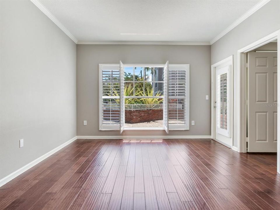 For Rent: $2,500 (2 beds, 2 baths, 938 Square Feet)