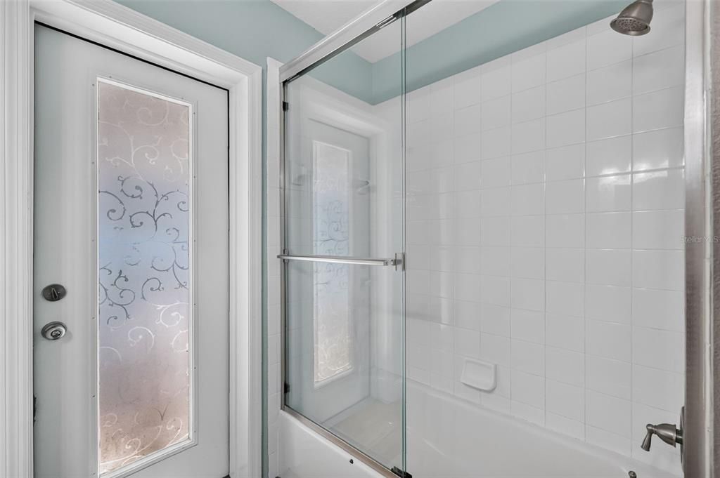 En Venta: $409,000 (3 camas, 2 baños, 1535 Pies cuadrados)