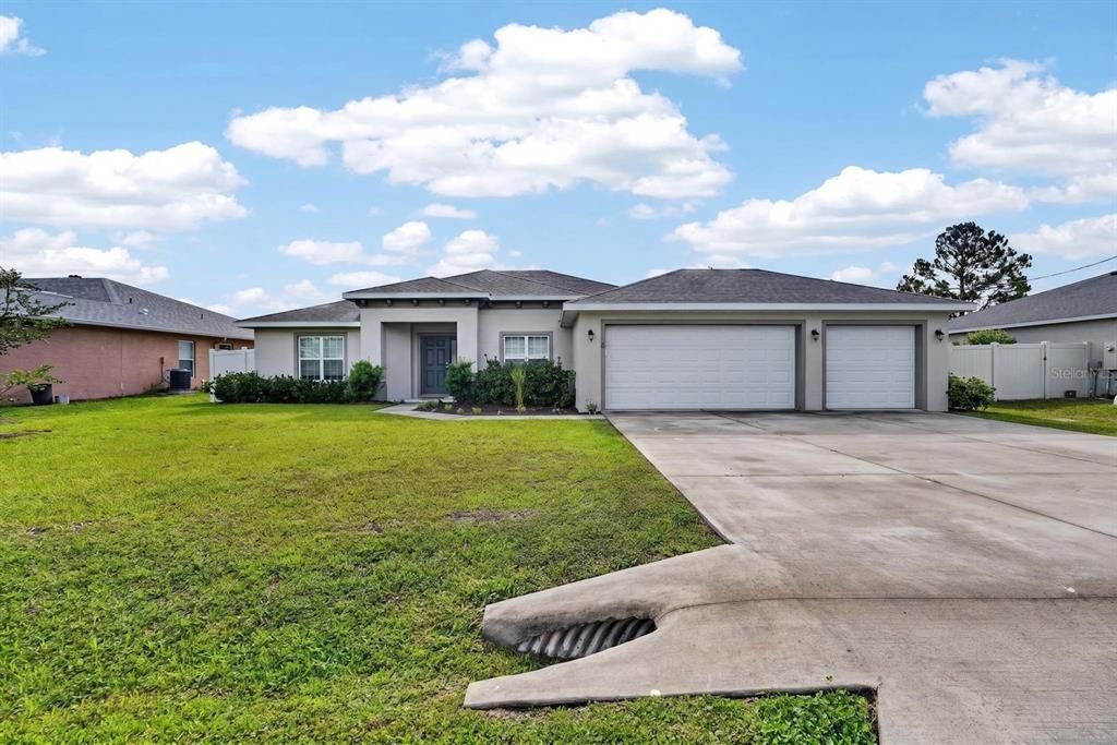 For Sale: $410,000 (3 beds, 2 baths, 2117 Square Feet)