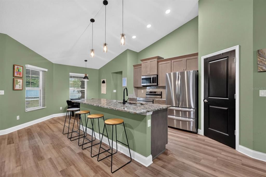 For Sale: $410,000 (3 beds, 2 baths, 2117 Square Feet)