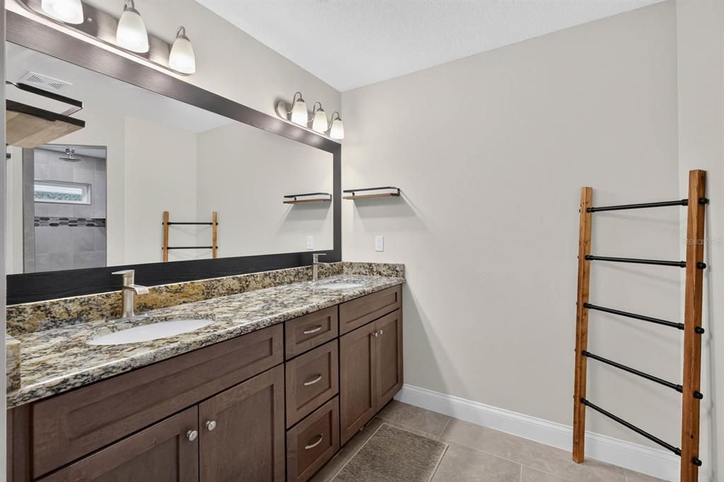 For Sale: $410,000 (3 beds, 2 baths, 2117 Square Feet)