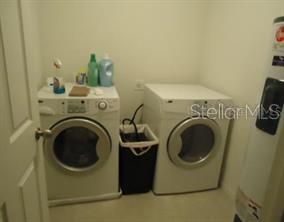 На продажу: $239,000 (2 спален, 2 ванн, 1092 Квадратных фут)