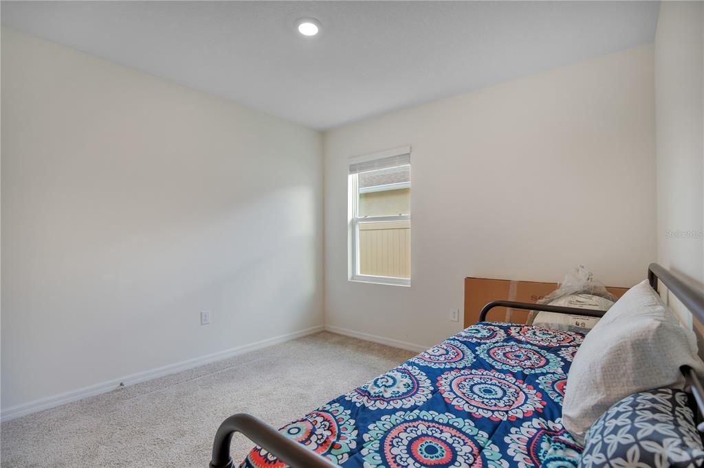 For Sale: $477,999 (4 beds, 2 baths, 1836 Square Feet)