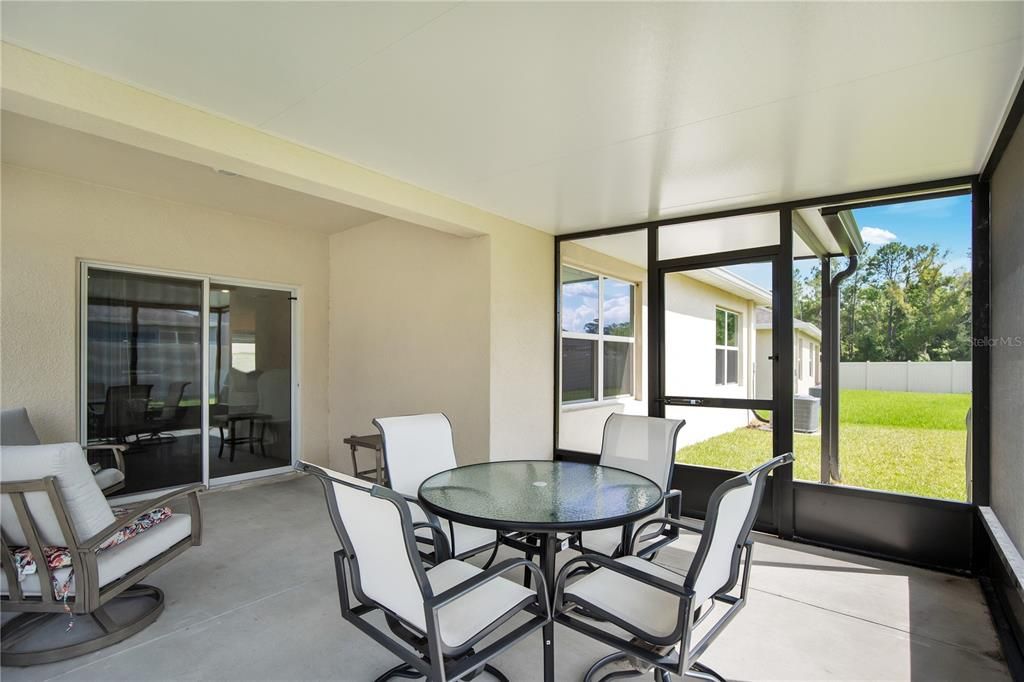 For Sale: $477,999 (4 beds, 2 baths, 1836 Square Feet)