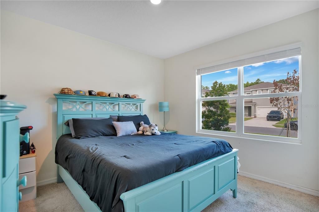 For Sale: $477,999 (4 beds, 2 baths, 1836 Square Feet)