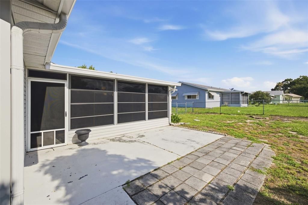 For Sale: $225,000 (3 beds, 2 baths, 1646 Square Feet)