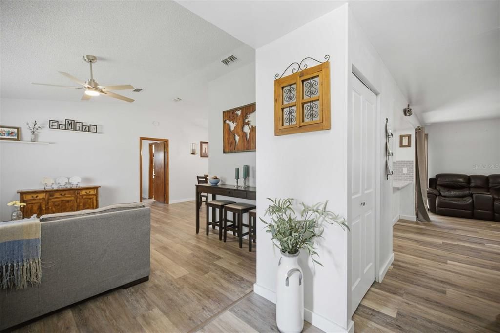 For Sale: $225,000 (3 beds, 2 baths, 1646 Square Feet)