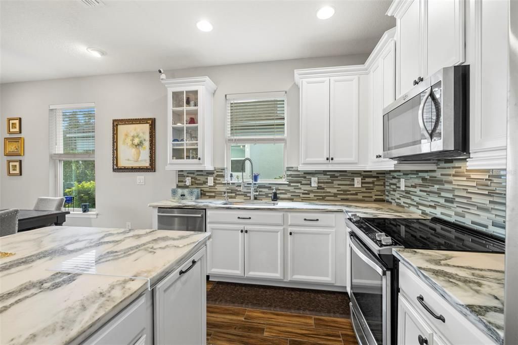For Rent: $2,895 (2 beds, 2 baths, 1648 Square Feet)