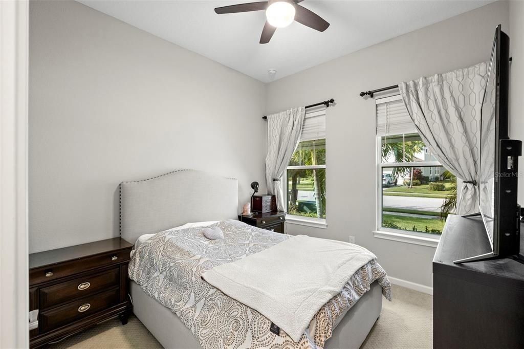 For Rent: $2,895 (2 beds, 2 baths, 1648 Square Feet)