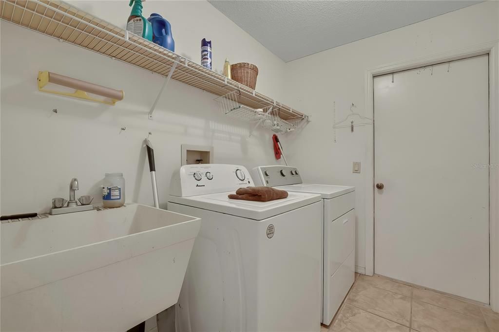 For Sale: $392,500 (3 beds, 2 baths, 2147 Square Feet)