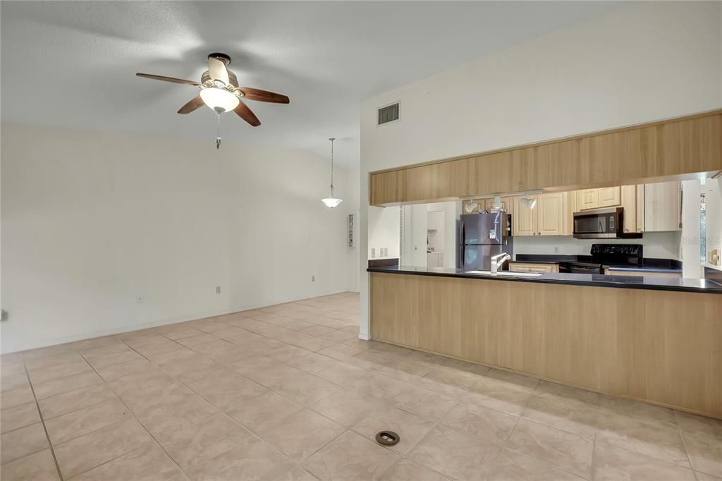 For Sale: $392,500 (3 beds, 2 baths, 2147 Square Feet)