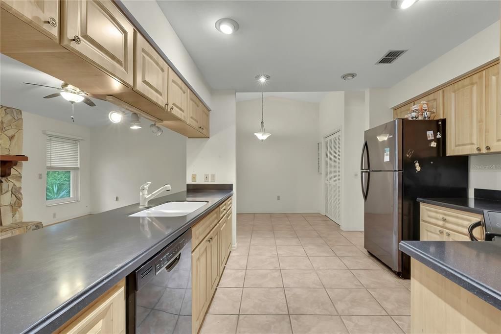For Sale: $392,500 (3 beds, 2 baths, 2147 Square Feet)