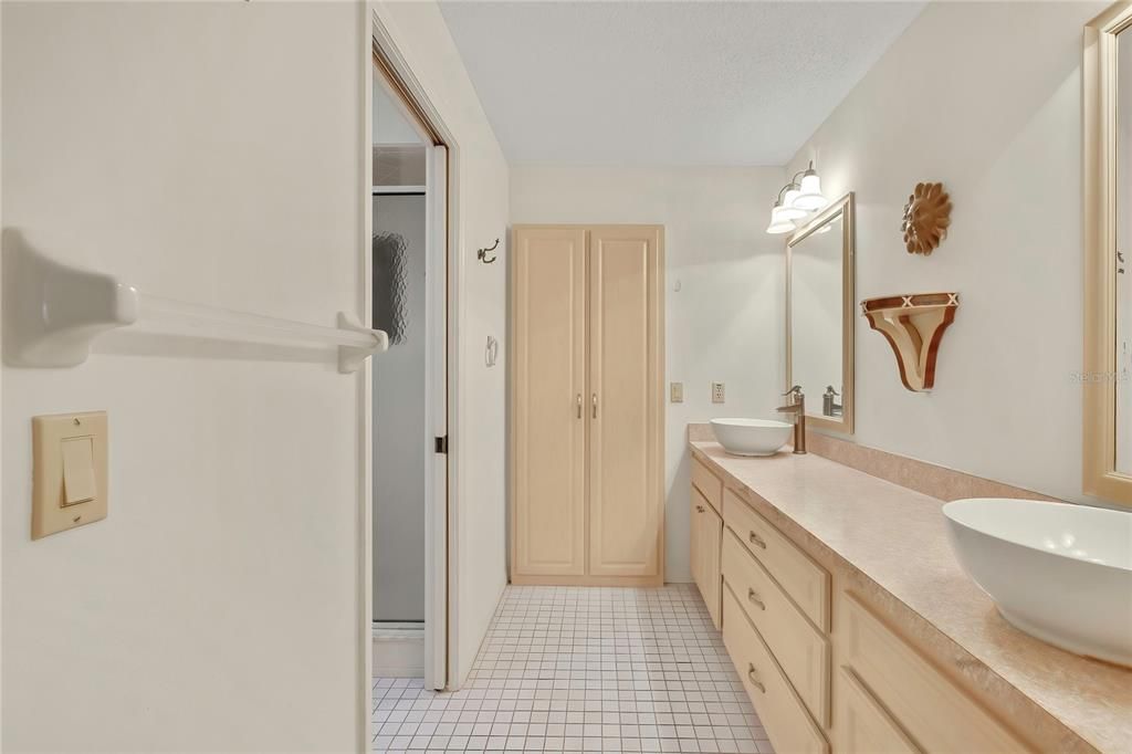 For Sale: $392,500 (3 beds, 2 baths, 2147 Square Feet)
