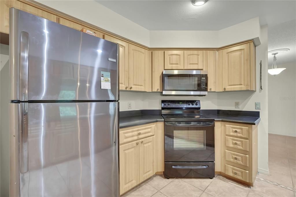 For Sale: $392,500 (3 beds, 2 baths, 2147 Square Feet)