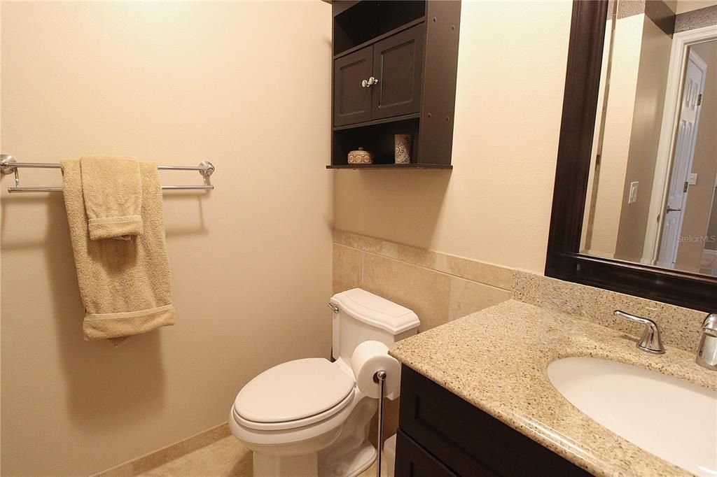 For Rent: $2,399 (2 beds, 2 baths, 1004 Square Feet)