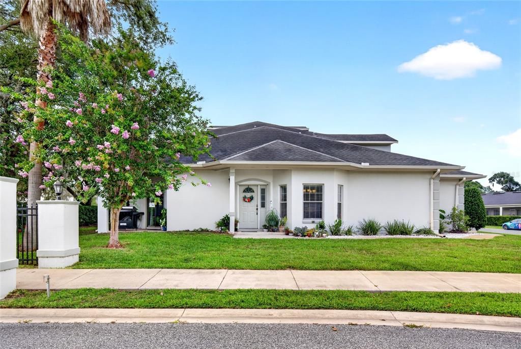 For Sale: $199,000 (2 beds, 2 baths, 1488 Square Feet)