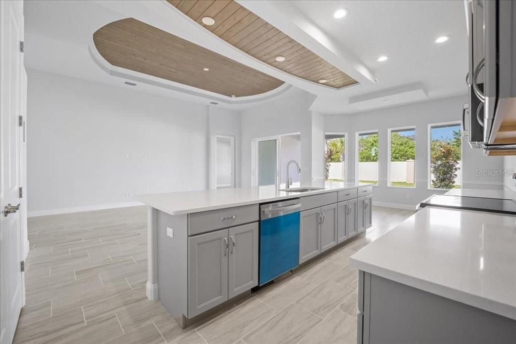 For Rent: $3,450 (3 beds, 3 baths, 1839 Square Feet)