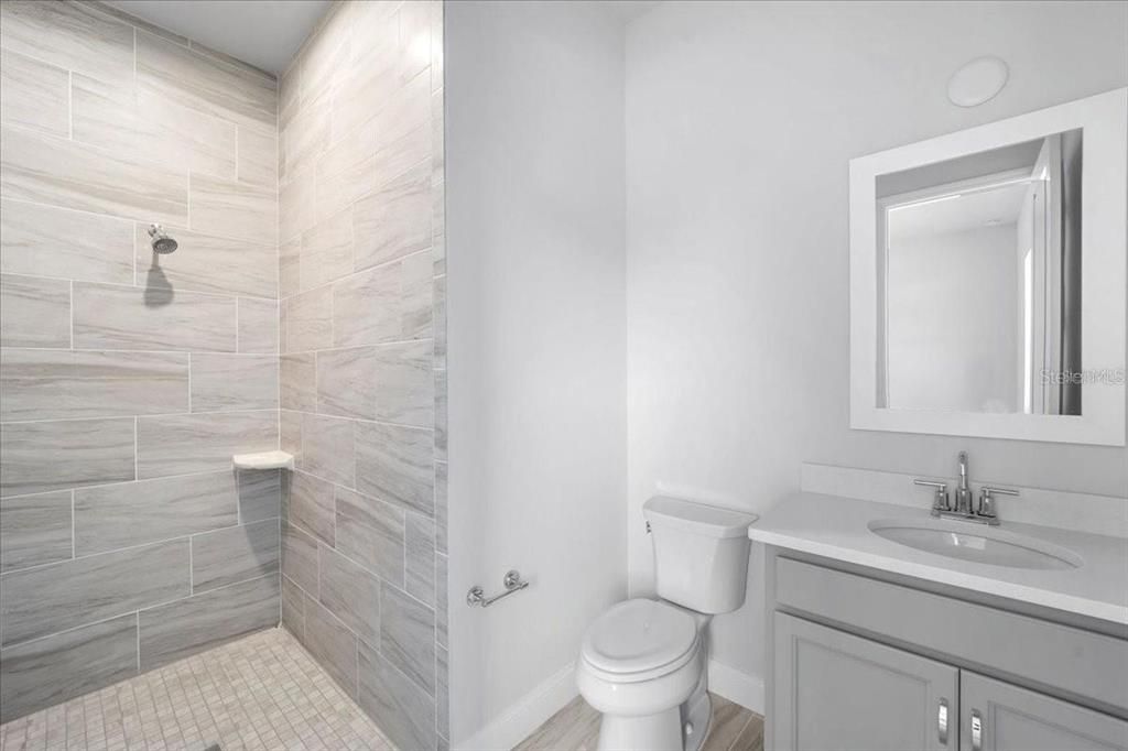 For Rent: $3,450 (3 beds, 3 baths, 1839 Square Feet)