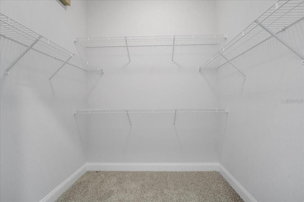 For Rent: $3,450 (3 beds, 3 baths, 1839 Square Feet)