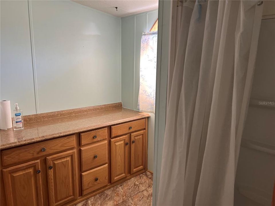 For Sale: $184,900 (3 beds, 2 baths, 1188 Square Feet)