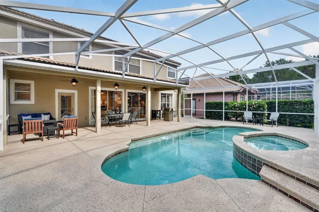 For Sale: $675,000 (5 beds, 3 baths, 2869 Square Feet)