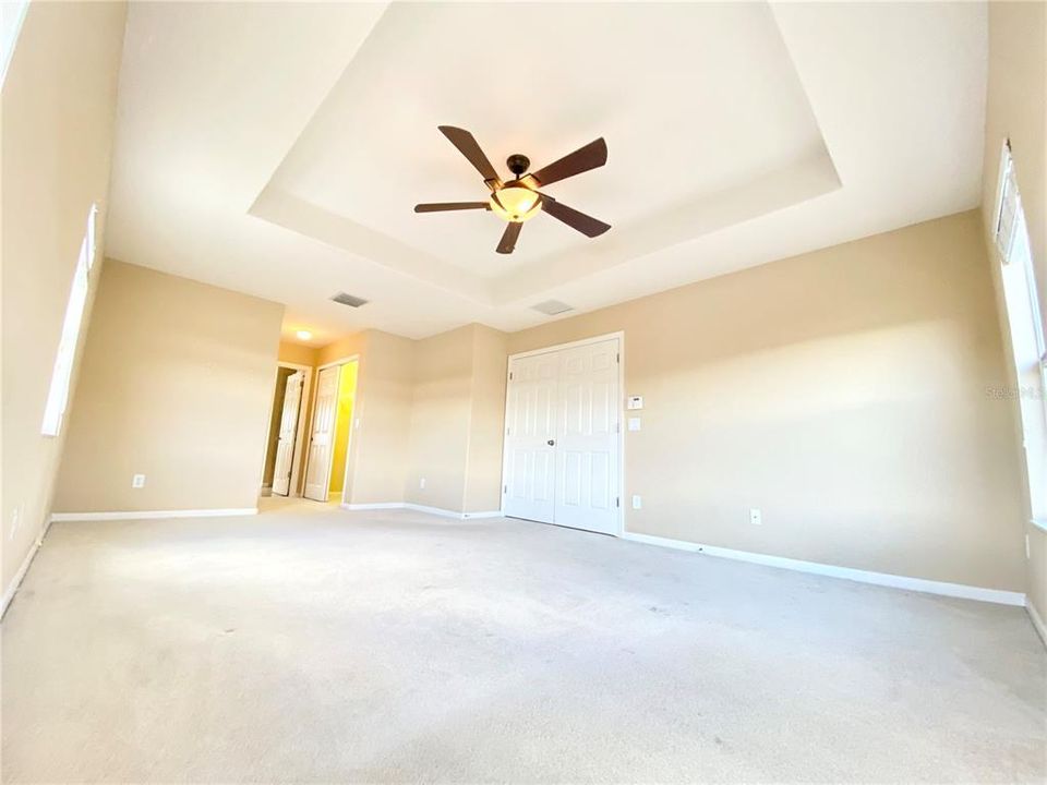 For Rent: $3,000 (5 beds, 3 baths, 2723 Square Feet)