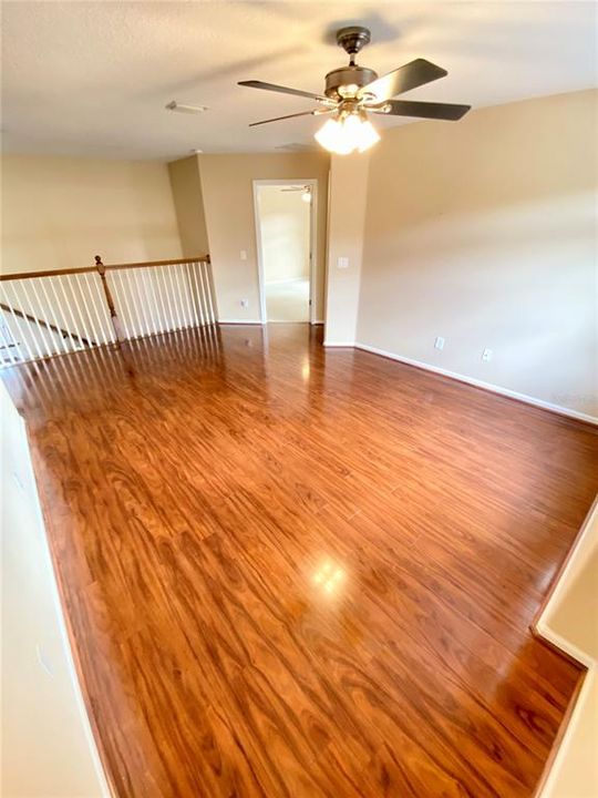 For Rent: $3,000 (5 beds, 3 baths, 2723 Square Feet)