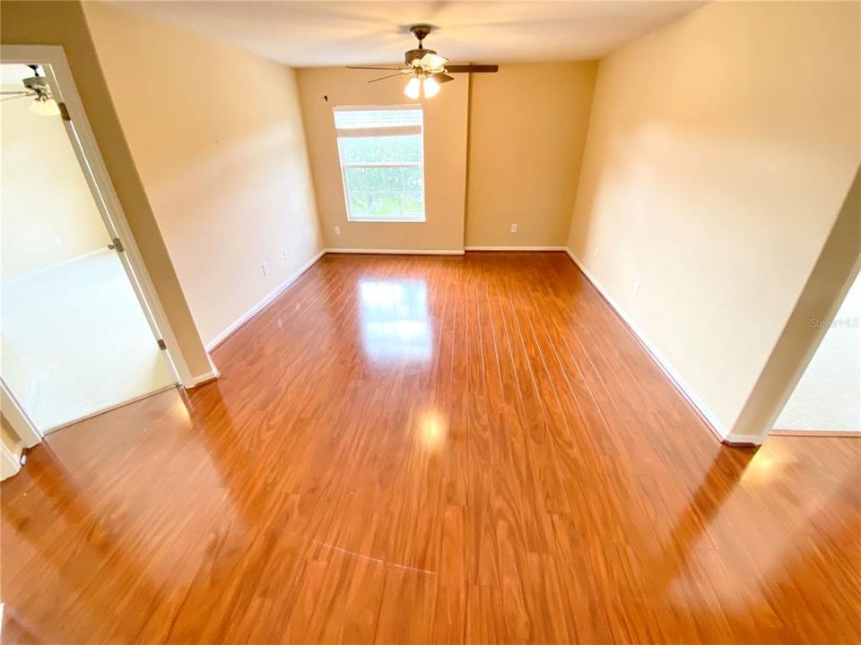 For Rent: $3,000 (5 beds, 3 baths, 2723 Square Feet)
