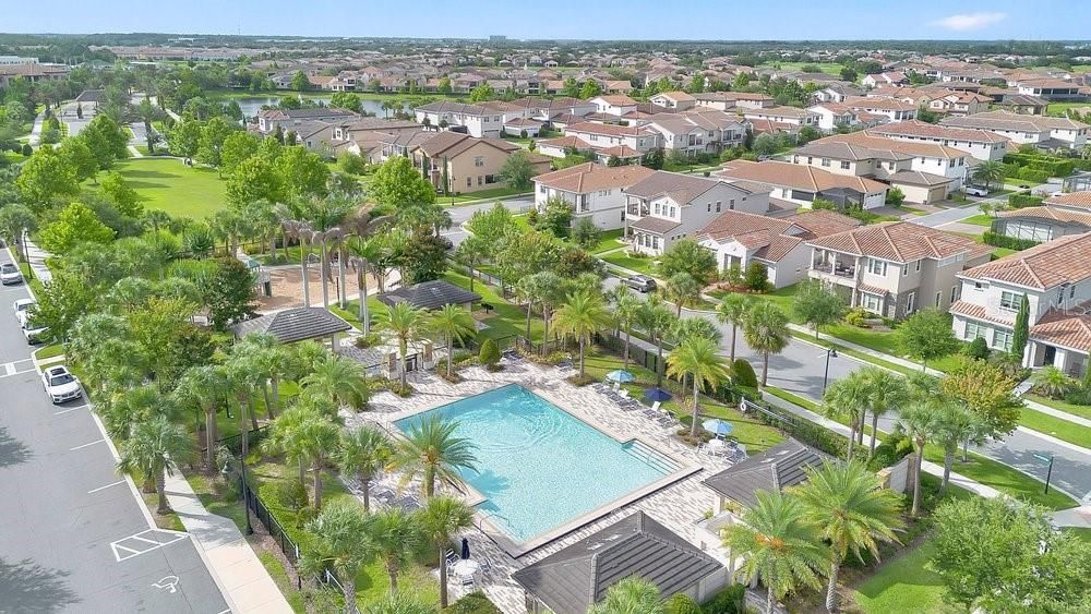 En Venta: $949,900 (4 camas, 3 baños, 2910 Pies cuadrados)