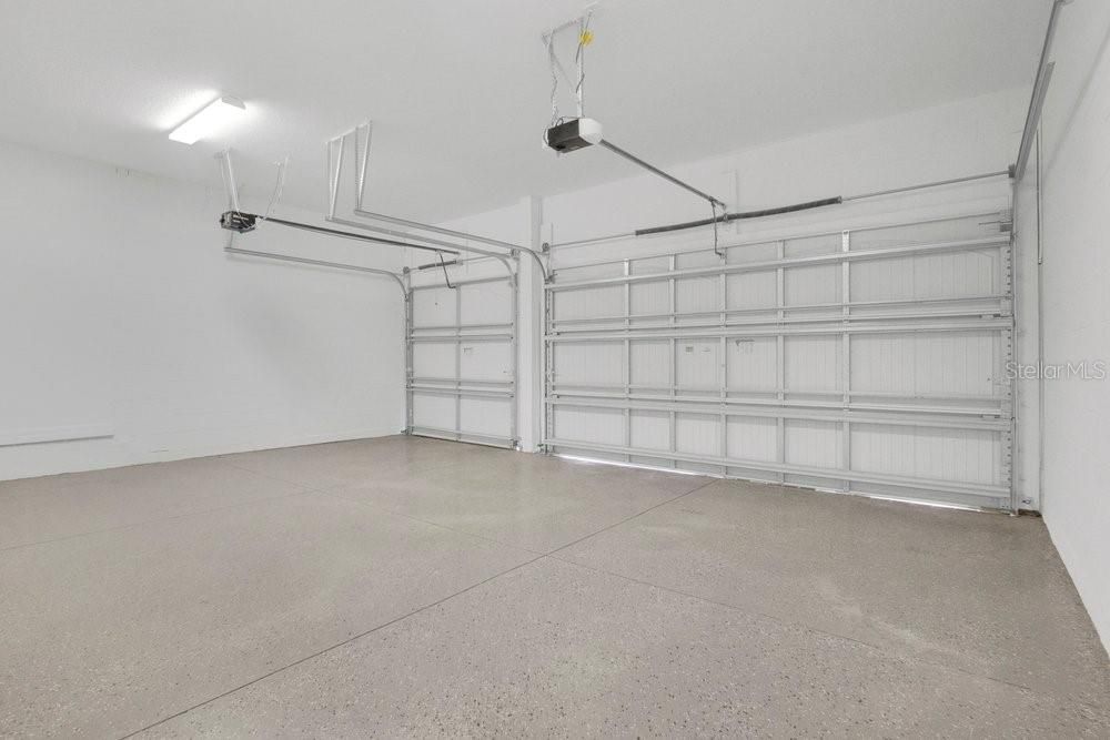En Venta: $949,900 (4 camas, 3 baños, 2910 Pies cuadrados)