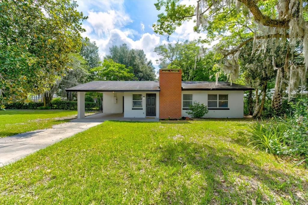 Active With Contract: $269,000 (3 beds, 2 baths, 1212 Square Feet)