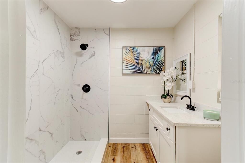 Active With Contract: $269,000 (3 beds, 2 baths, 1212 Square Feet)