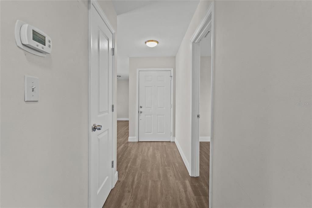 For Sale: $329,000 (3 beds, 2 baths, 1116 Square Feet)