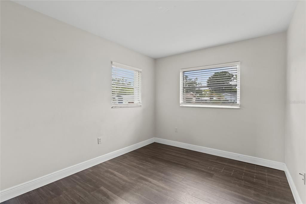 For Sale: $329,000 (3 beds, 2 baths, 1116 Square Feet)