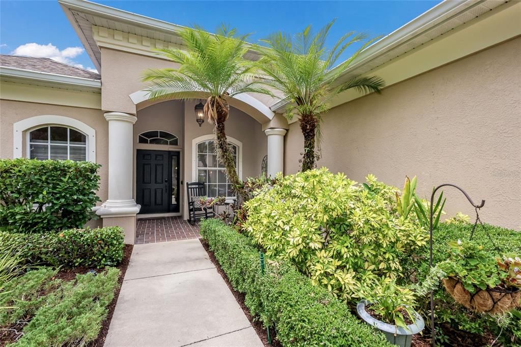 For Sale: $585,000 (4 beds, 3 baths, 2214 Square Feet)