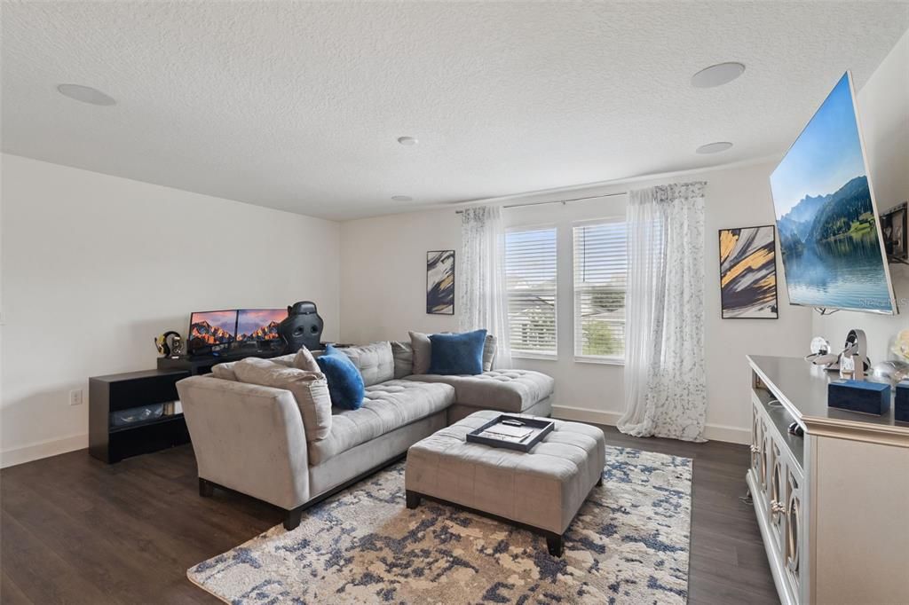 For Sale: $585,000 (4 beds, 2 baths, 2995 Square Feet)