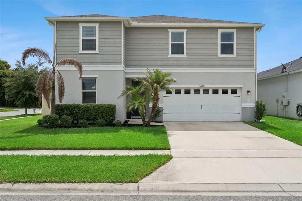 For Sale: $585,000 (4 beds, 2 baths, 2995 Square Feet)