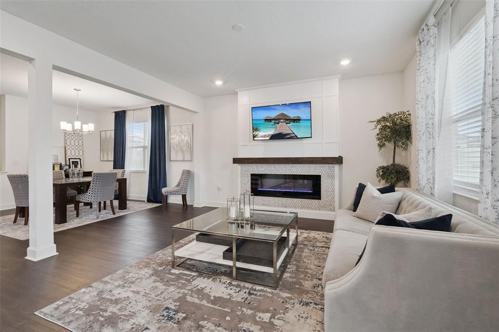 For Sale: $585,000 (4 beds, 2 baths, 2995 Square Feet)