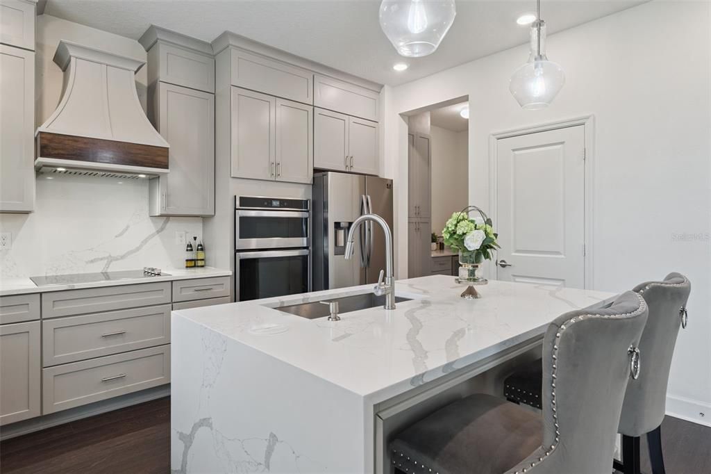 For Sale: $585,000 (4 beds, 2 baths, 2995 Square Feet)