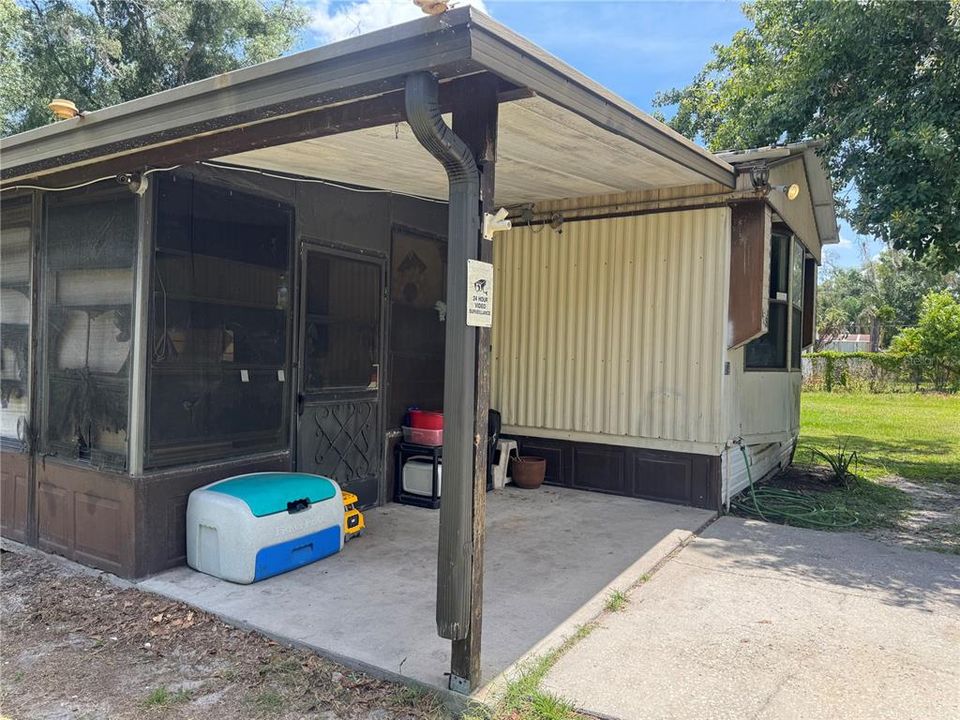 For Sale: $60,000 (3 beds, 1 baths, 784 Square Feet)