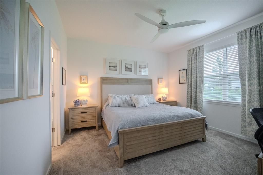 For Sale: $342,243 (3 beds, 2 baths, 1697 Square Feet)