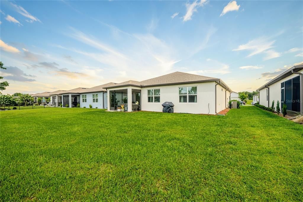 For Sale: $342,243 (3 beds, 2 baths, 1697 Square Feet)