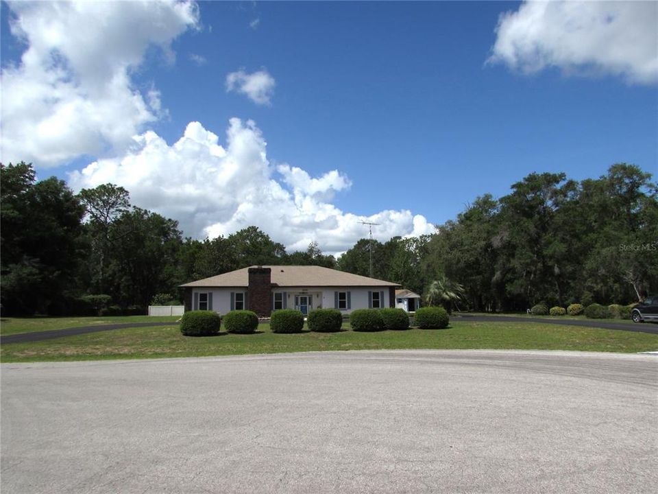 For Sale: $390,000 (3 beds, 2 baths, 2179 Square Feet)